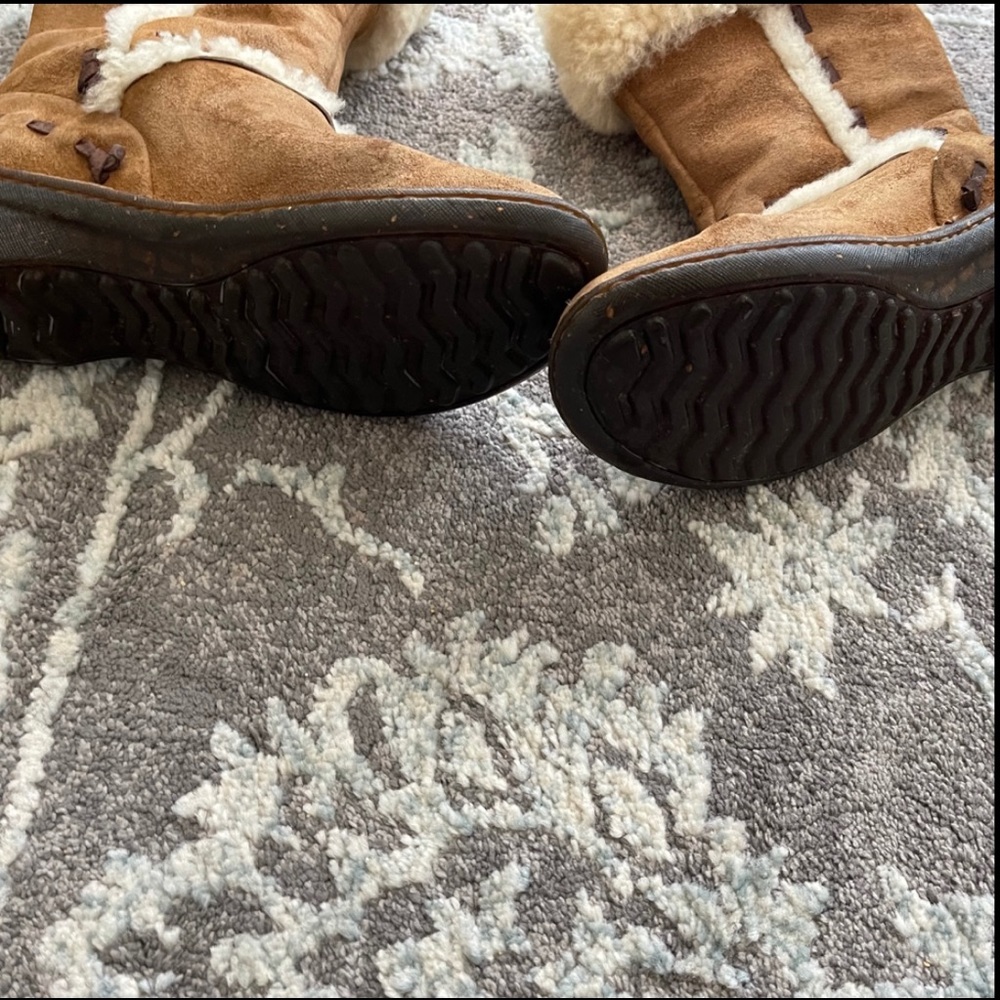 Women’s Ugg Boots Chestnut size 8 - Picture 10 of 10
